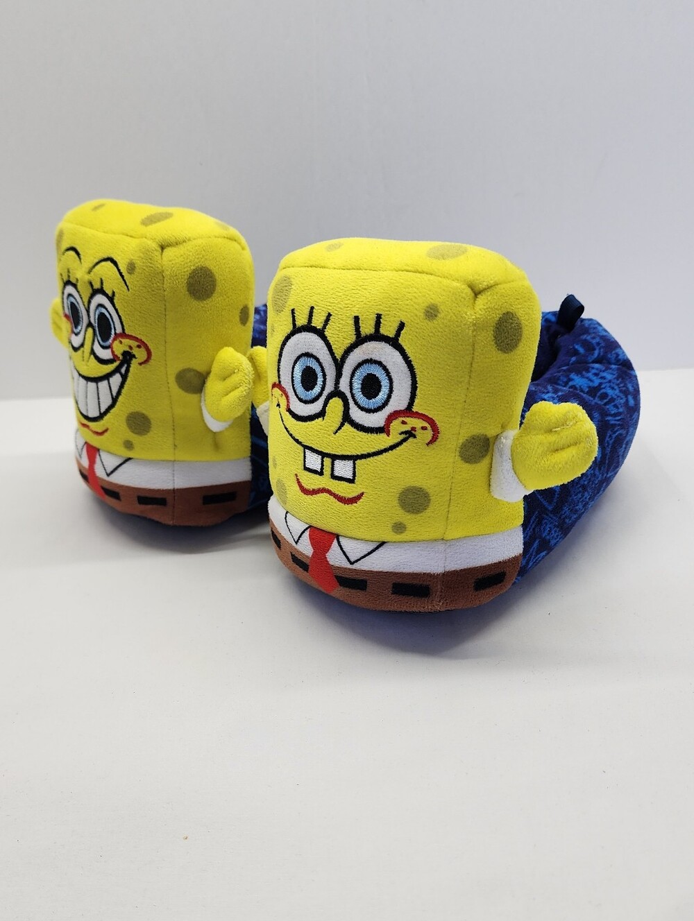 Nickelodeon SpongeBob Squarepants Kids Plush Slippers